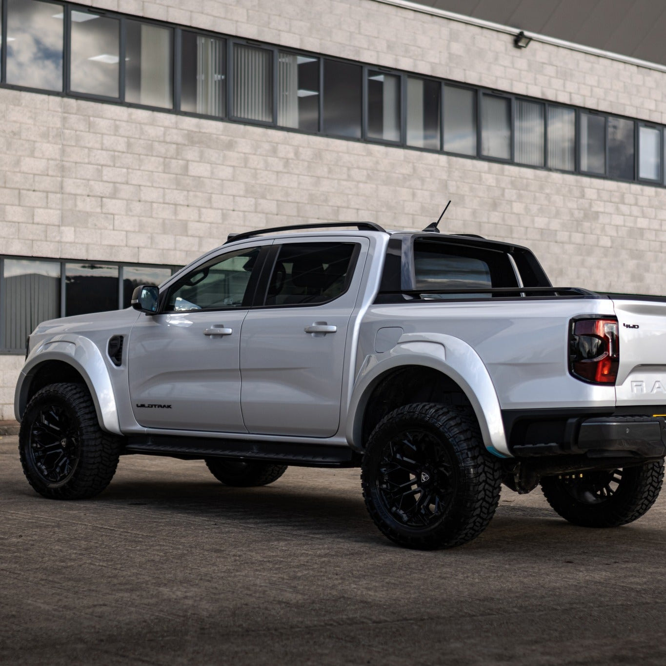 RANGER 2023- PREDATOR MONSTER DC FLARES