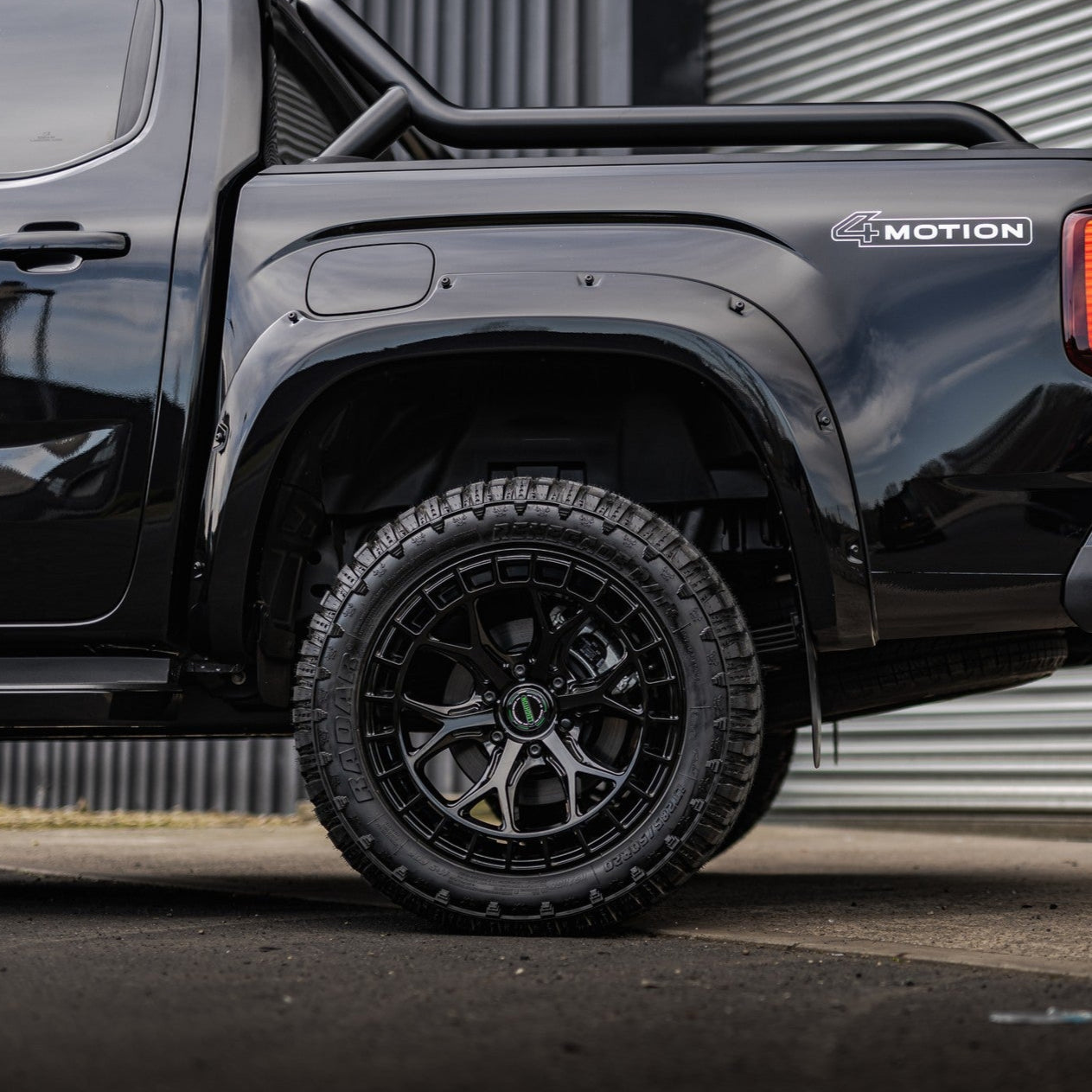 VW Amarok 2023 - EGR Flares Midnight Black