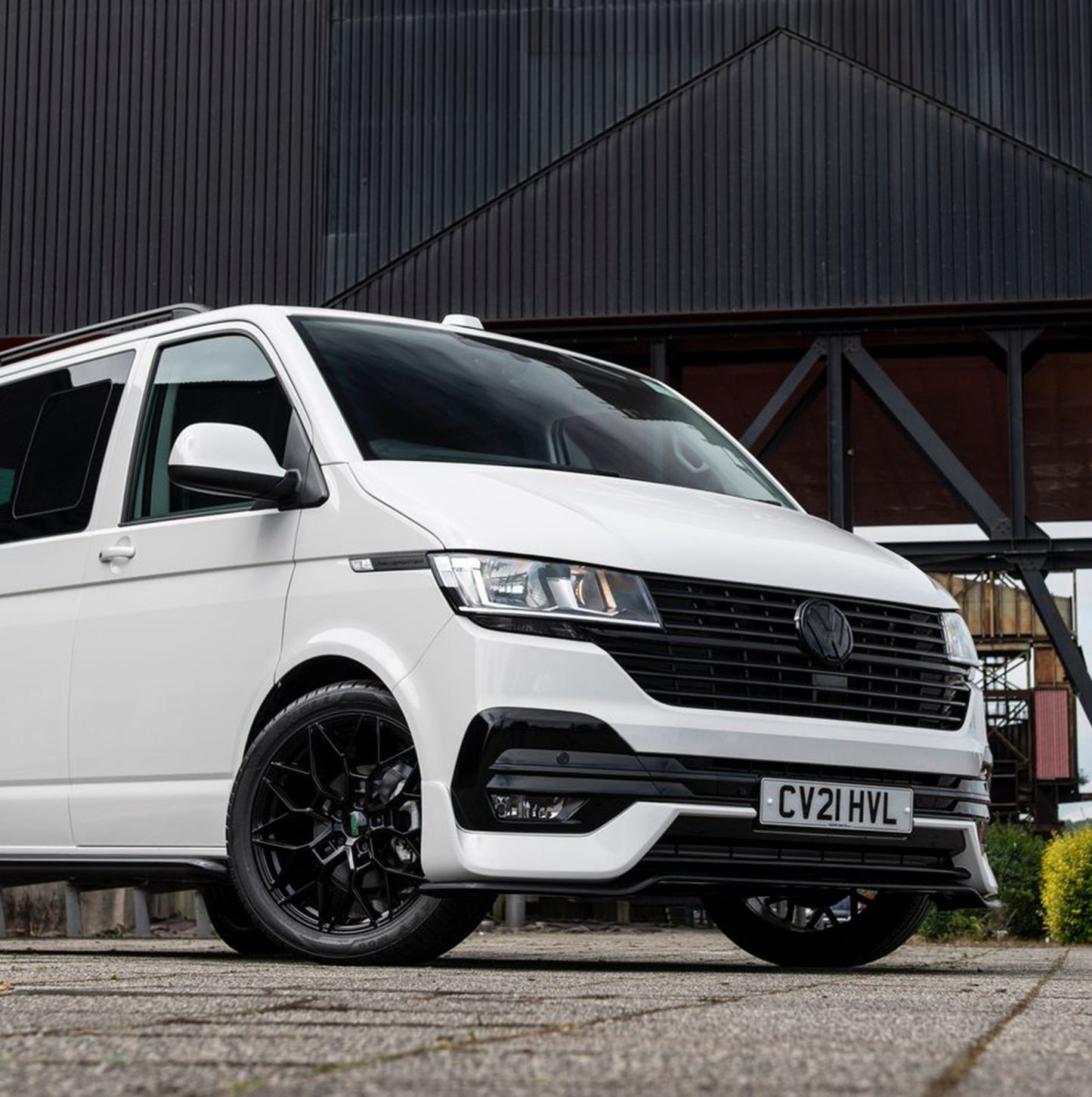 LV-S Front Chin & Splitter ( VW T6.1)