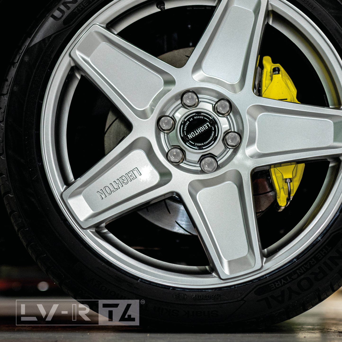 LV-T4 Silver