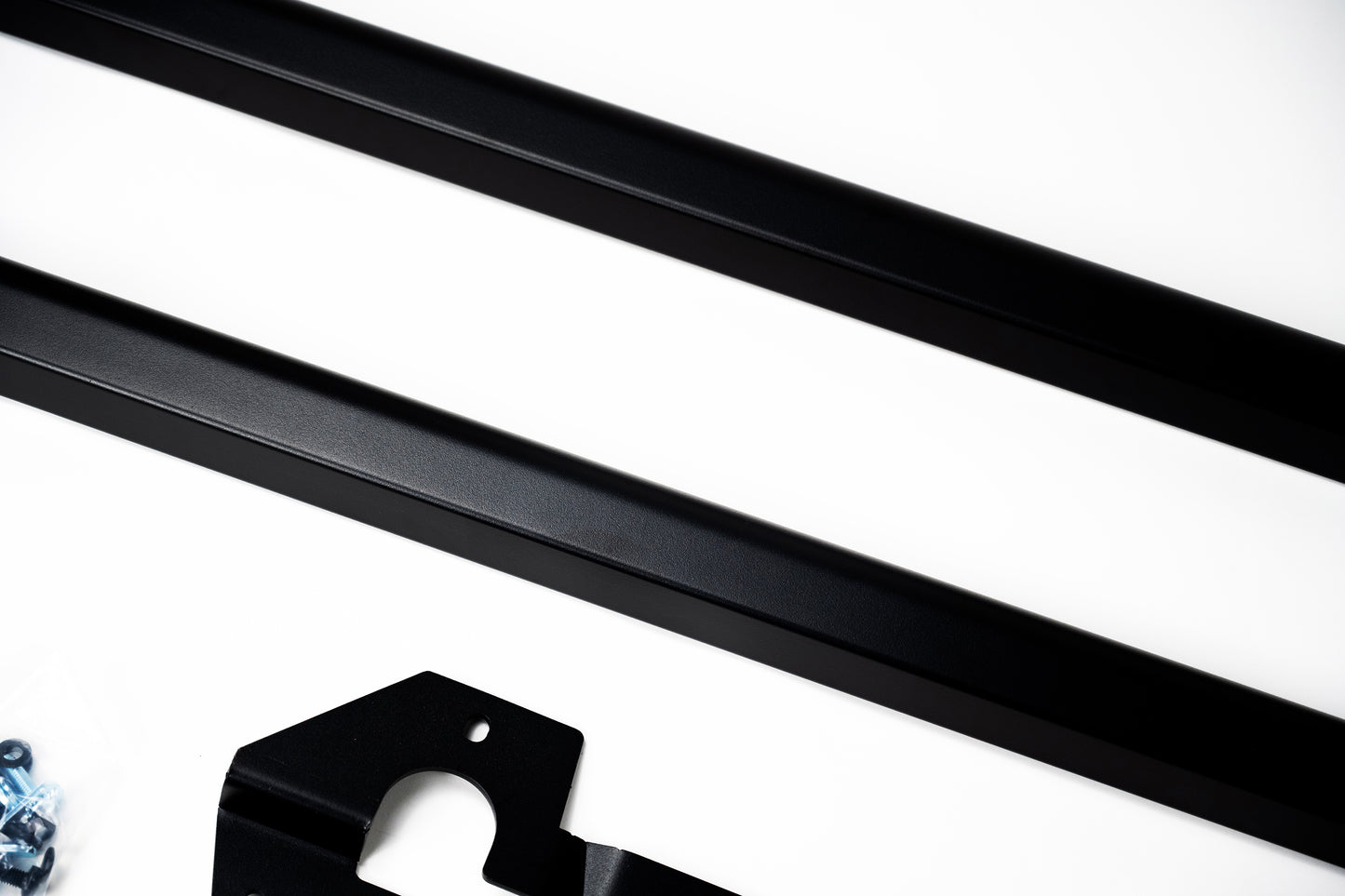 Side Bar (LWB Gloss Black) for Transit Custom/VW Transporter T7
