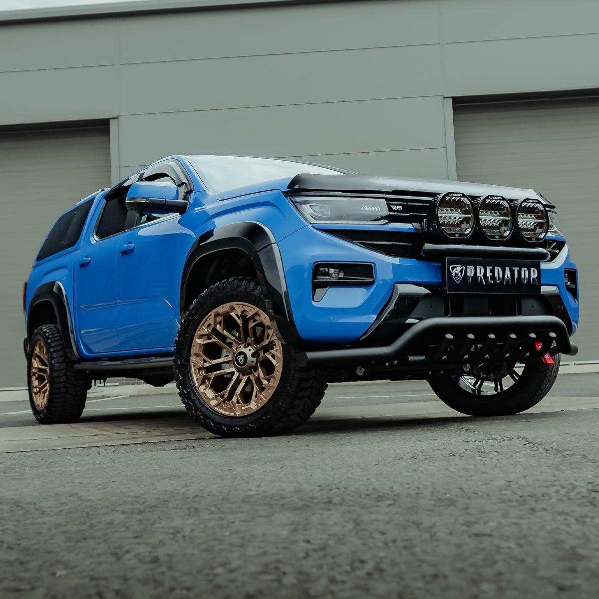 VW Amarok 2023 - Predator Flares Bright Blue