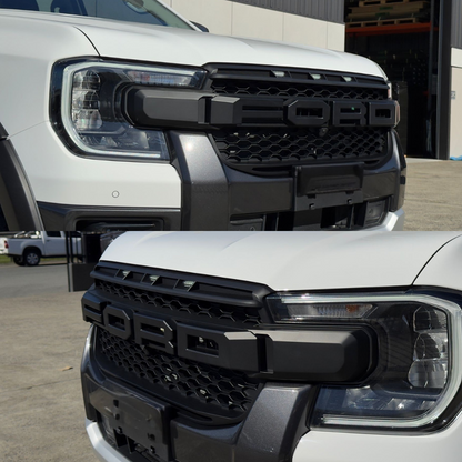 Raptor Grille  Wildtrak and XLT 2022+ 3 Lights