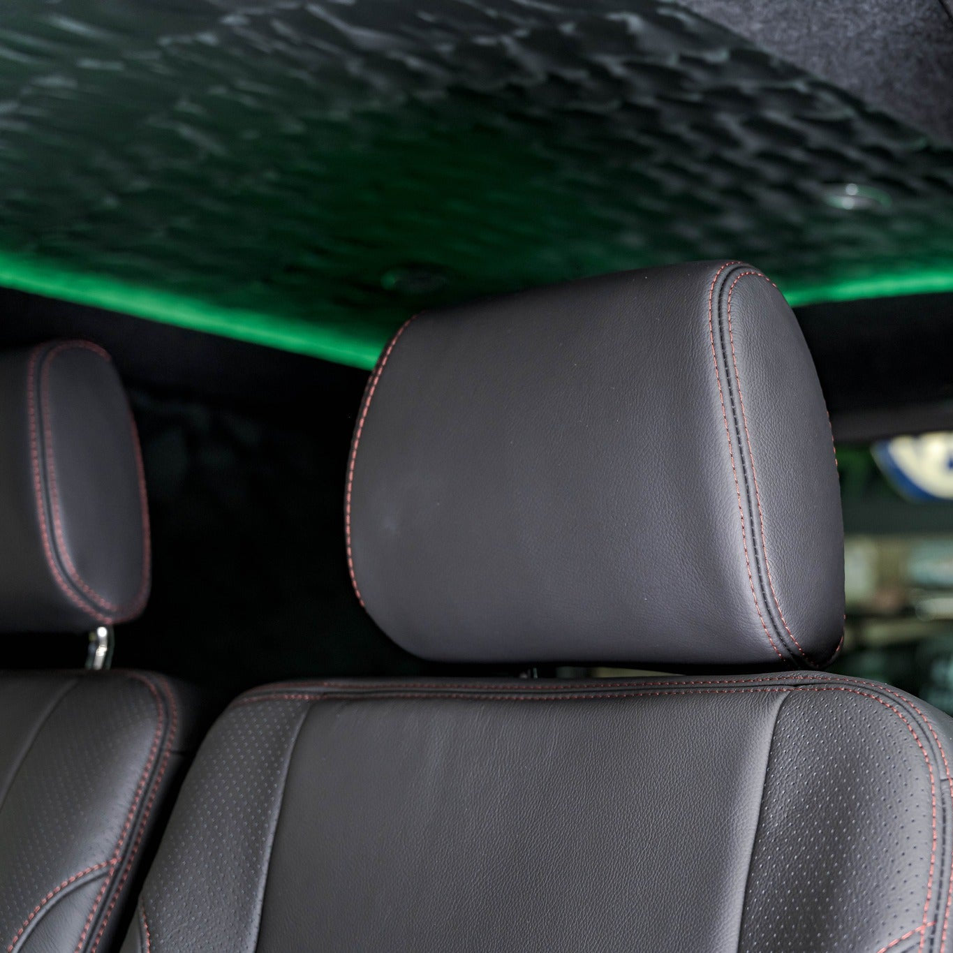 Genuine Leather - VW Transporter 1+1