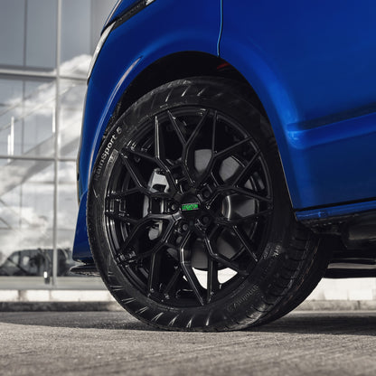 LV-2 Gloss Black Alloy Wheels 8.5"