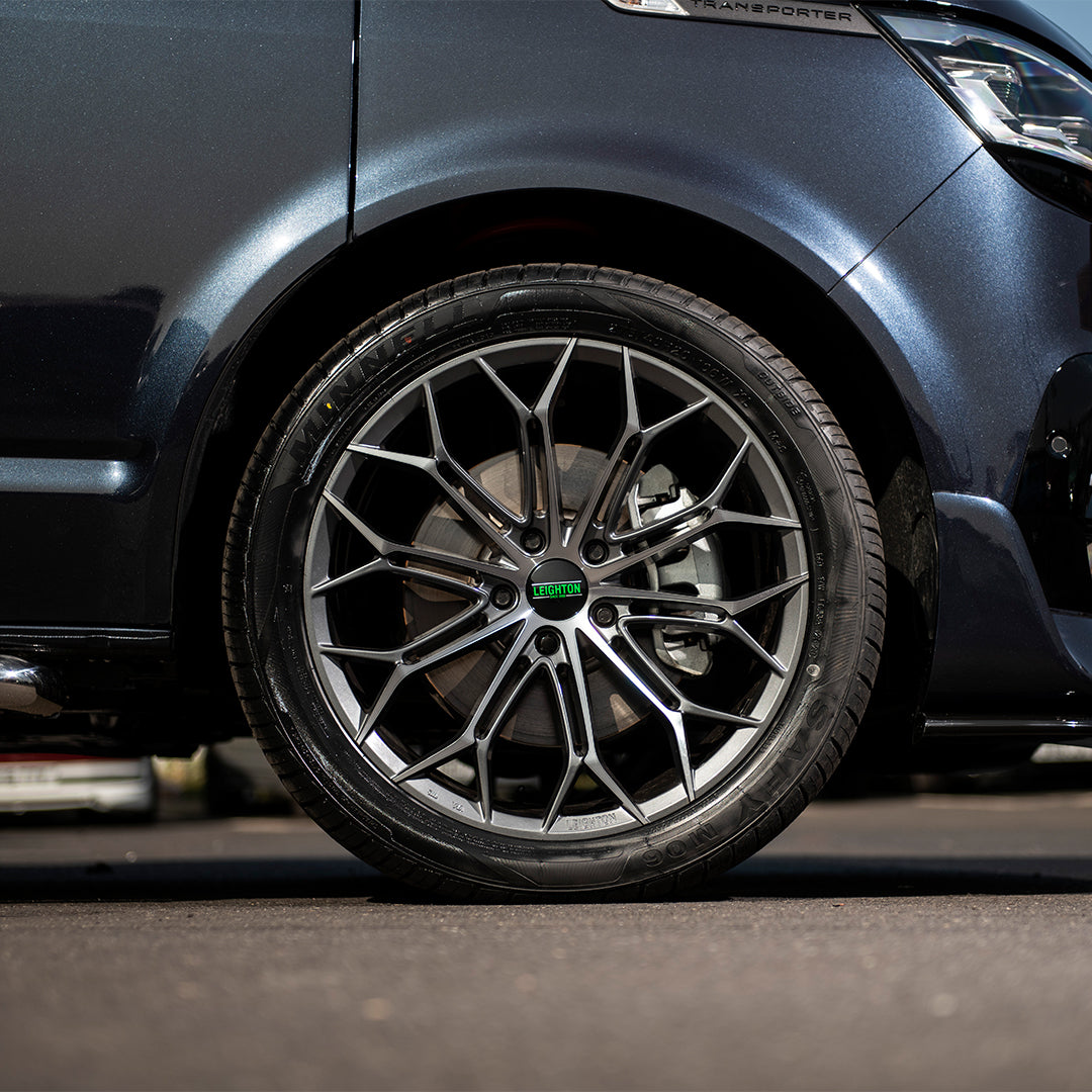 LV-1 Gunmetal & Polished Face Alloy Wheels 8.5"