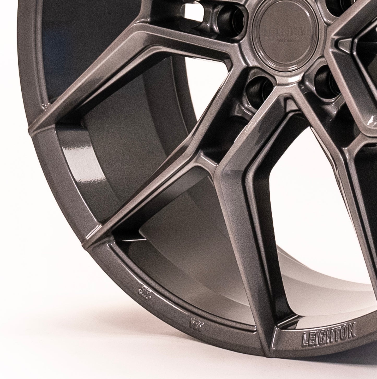 LV-3 Gloss Graphite Alloy Wheels 10"