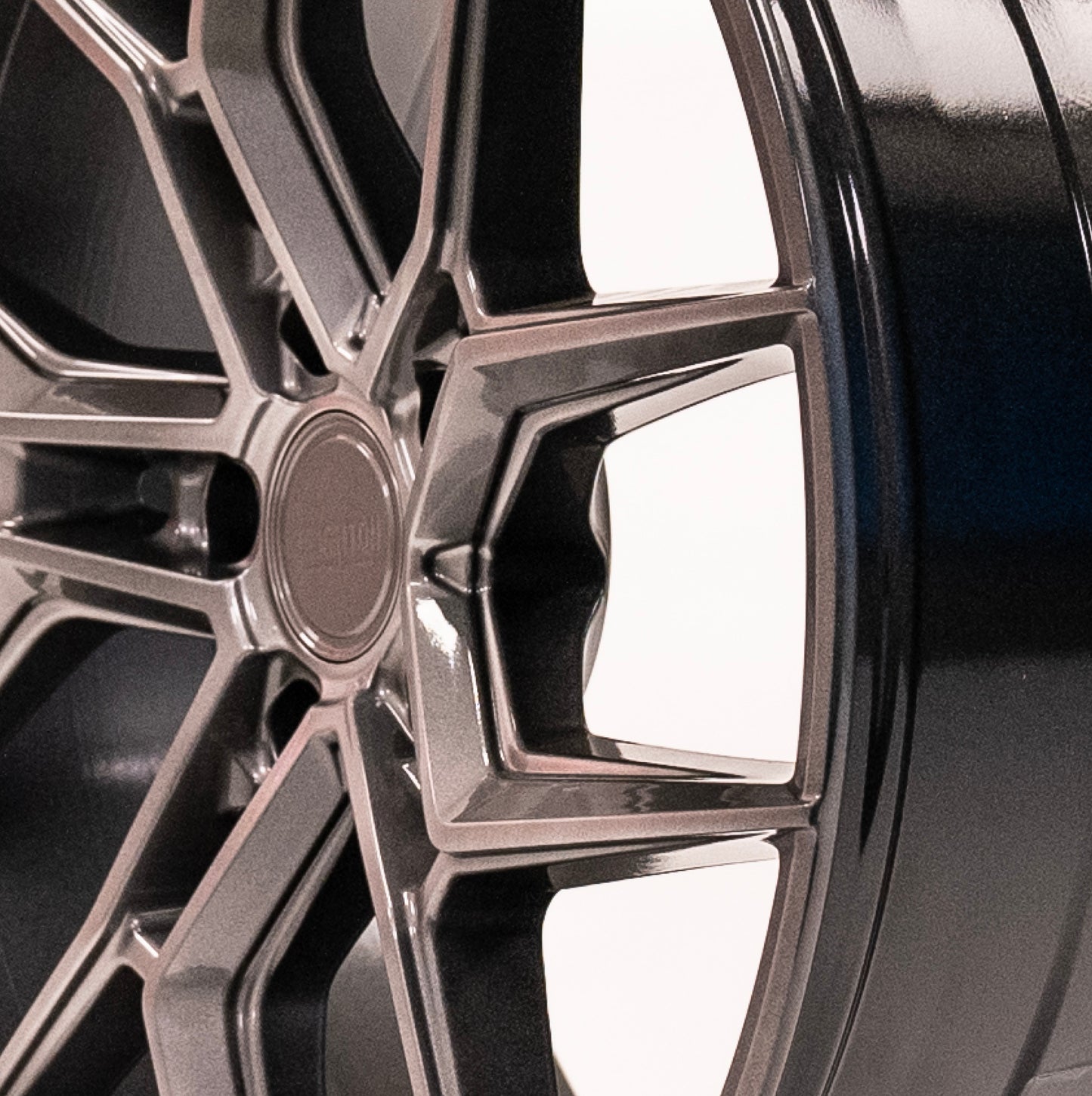 LV-3 Gloss Graphite Alloy Wheels 10"