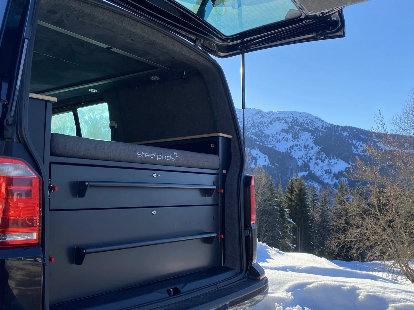 SteelPod Draw and Bed system